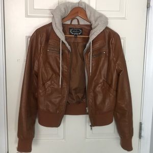 Camel-colored Crop leather jacket